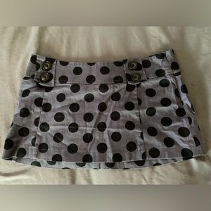 Poke a dot shorts size 5